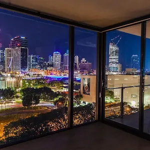 Fleet Lane 4* Brisbane